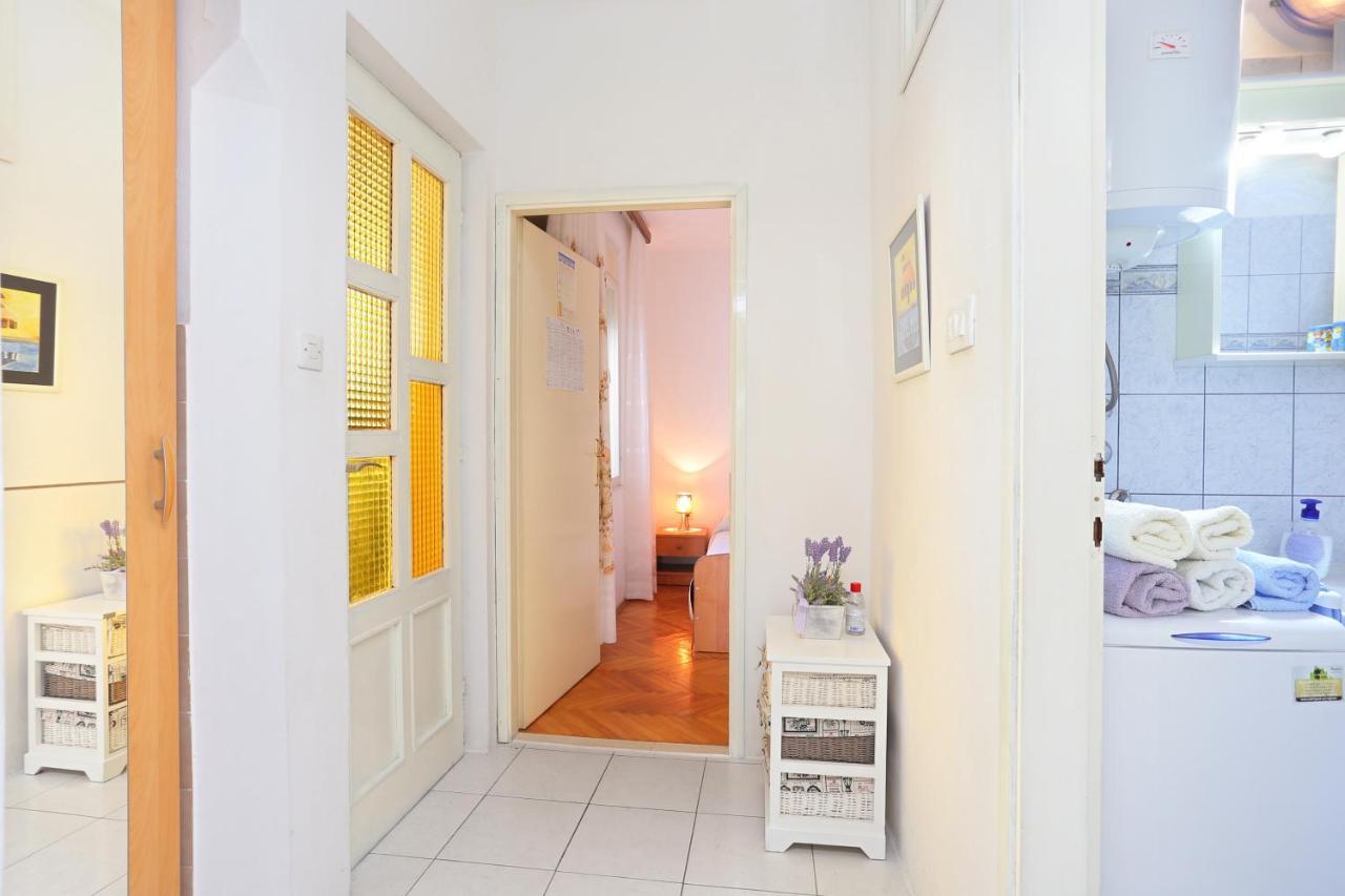Apartments By The Sea Seget Donji, Trogir - 2029 Luaran gambar
