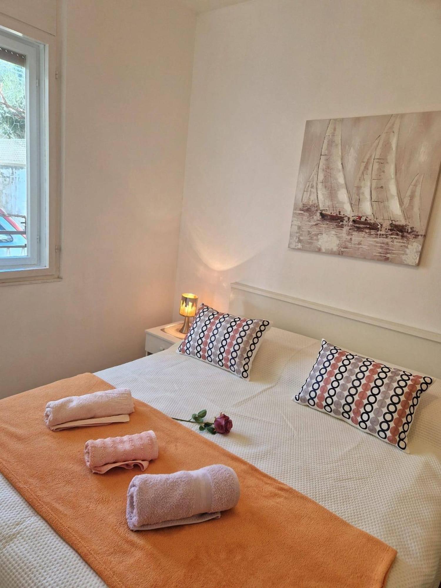Apartments By The Sea Seget Donji, Trogir - 2029 Bilik gambar